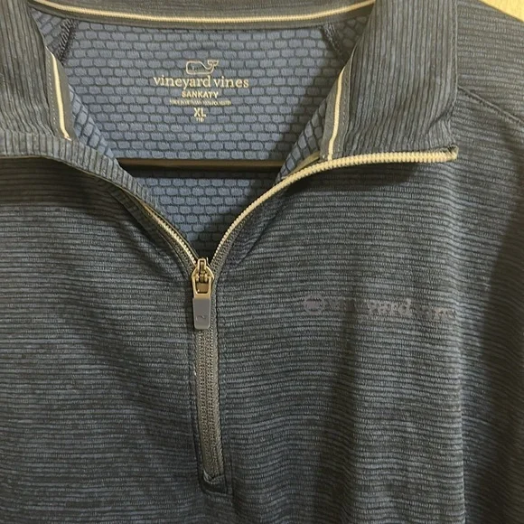 EUC Vineyard Vines Boys Navy Performance Sankaty Quarter Zip XL (18) - Picture 2 of 5